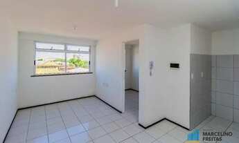 Imagem 2: Apartamento com 3 dormitórios para alugar, 80 m² por R$ 1.609,00/mês - Centro - Fortaleza