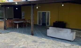 Imagem: Linda Chácara para alugar ao pé do Morro