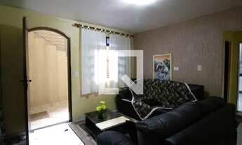 Imagem 2: Casa para Aluguel - Itaquera, 3 Quartos, 198 m2