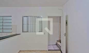 Imagem 2: Casa para Aluguel - Jardim Peri, 1 Quarto, 32 m2