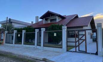 Imagem: Casa de 3 dormitórios à Venda - Xangri-lá