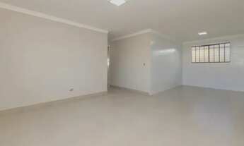 Imagem 7: Casa para aluguel tem 204 metros quadrados com 3 quartos em Xaxim - Curitiba - PR