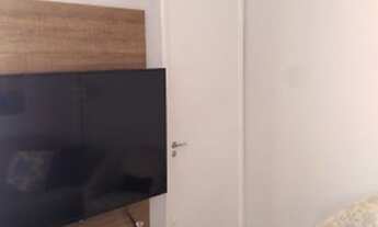 Imagem 2: Apartamento com móveis planejados R$- 130.000,00 / Condomínio R$- 240,00