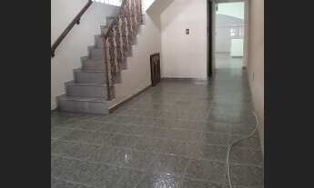 Imagem 3: Sobrado para venda possui 178 metros quadrados com 3 quartos