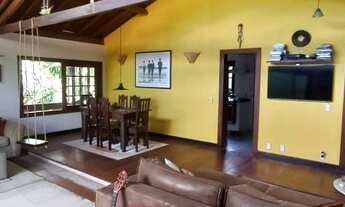 Imagem 3: Casa de condomínio para venda tem 442 metros quadrados com 3 quartos