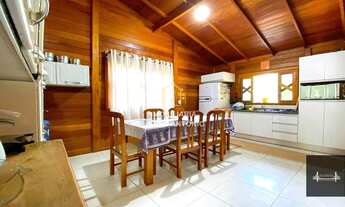 Imagem 7: Casa no alto de Cacupé, terreno potencial para construir uma casa de alto padrão