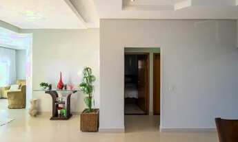 Imagem 7: Casa Condomínio Jardins Lisboa com 3 quartos suíte Master com banheira