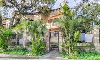 Imagem: Casa com 3 dormitórios, com uma suíte