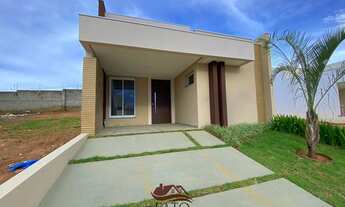 Imagem: Casa térrea, nova, no condomínio Villagio