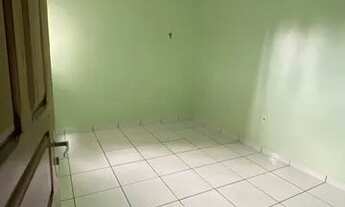 Imagem: Apto de 2 quartos em prédio de kitnets