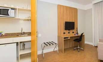 Imagem 4: Flat no Jardins Excelente Localização no Pool