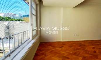 Imagem 2: Apartamento para aluguel no Jardim Botânico com 110m2, 3 quartos sendo 1 suíte a 5 minutos