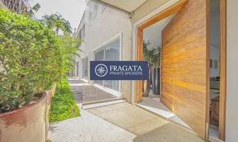 Imagem 5: Casa de altíssimo padrão à venda no Bairro do Pacaembu, com 641m² de terreno, 687m² de con