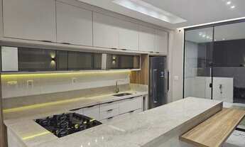 Imagem 3: Casa Térrea no Condomínio Reserva do Parque na Ponta Negra para venda com 206m² e 3 Suítes