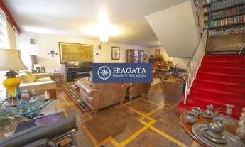 Imagem 7: Casa à venda em Pinheiros, com 3 quartos, 1 suíte, 4 vagas. Piscina, churrasqueira, área g