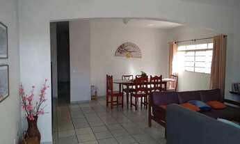 Imagem 5: Casa para venda tem 200 metros quadrados com 3 quartos em Dos Casa - São Bernardo do Campo