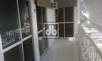 Imagem 2: ICARAI PAULO CESAR VARANDÃO 2 QUARTOS 1 SUITE DEPENDÊNCIAS COMPLETAS 1 VAGA NA ESCRITURA