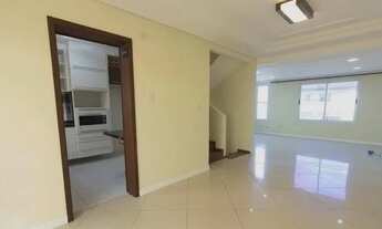 Imagem 7: Apartamento para aluguel possui 234 metros quadrados com 3 quartos em Santo Inácio - Curit