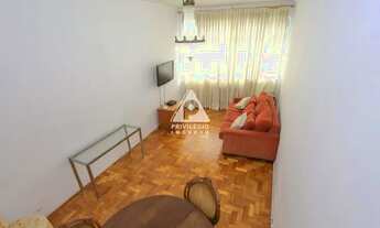 Imagem 3: Botafogo/ 2 quartos com 1 vaga