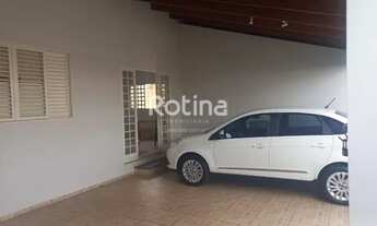 Imagem 2: Casa para aluguel, 2 quartos, 2 suítes, 2 vagas, Presidente Roosevelt - Uberlândia/MG