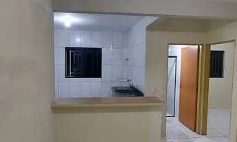 Imagem 3: Alugo Apartamento 2 Qts + Garagem Coberta R$ 550,00