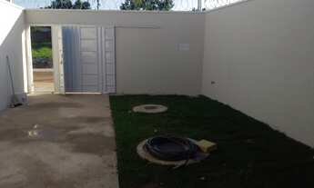 Imagem 2: Casa para venda possui 97 metros quadrados com 3 quartos em Conjunto Vera Cruz - Goiânia