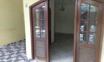 Imagem 2: Casa com 3 quartos, sendo 2 suítes, 2 pavimentos em Vila fechada e 188m2 no bairro do Marc