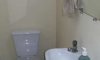 Imagem 7: Casa de condomínio para venda possui 155 metros quadrados com 4 quartos