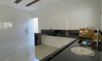 Imagem 5: Casa a venda próximo ao centro de caldas com fino acabamento toda no porcelanato