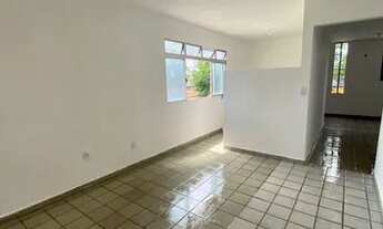 Imagem 2: Casa ao lado do midway