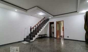 Imagem: Casa para Aluguel - Belém, 3 Quartos, 123