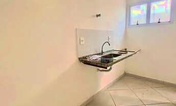 Imagem 3: Casa com terraço, centro da Ocian, seminova