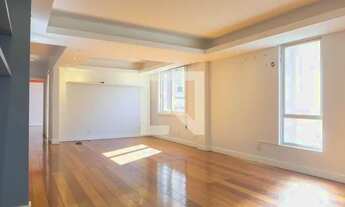 Imagem 3: Apartamento para Aluguel - Moinhos de Vento, 2 Quartos, 130 m2