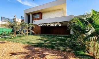 Imagem 3: Luxuoso Sobrado à venda no Condomínio Villa dos Ipês com 4 suítes sendo 3 com closet