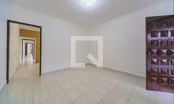 Imagem 4: Casa para Aluguel - Vila Luzita, 3 Quartos, 140 m2