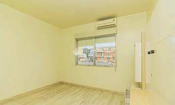 Imagem 3: PORTO ALEGRE - Apartamento Padrão - Partenon