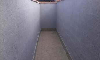 Imagem 4: Kit Net fundos, 01 quarto, cozinha, 01 WC e área de serviço, Bairro São Benedito Pinda/SP