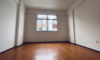 Imagem 3: Apartamento para aluguel possui 58 metros quadrados com 2 quartos em Centro - Juiz de Fora