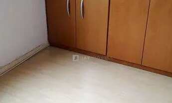 Imagem 7: Apartamento com 2 Dormitórios, sala ampla para 2 ambientes, 1 banheiro, 1 vaga de garagem