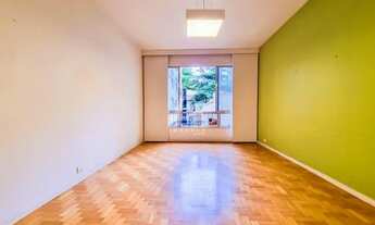 Imagem 4: Excelente Apartamento Reformado com Área Externa, 1 Vaga a Venda no Leblon