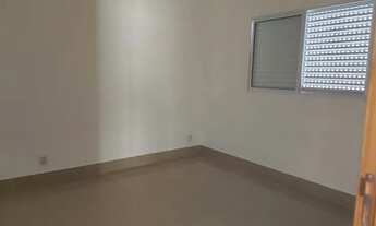 Imagem 2: Vende-se ou Aluga-se casa no Condomínio Sicília Residence em Cuiabá MT