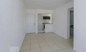 Imagem 2: Apartamento para Aluguel - Irajá, 3 Quartos, 60 m2