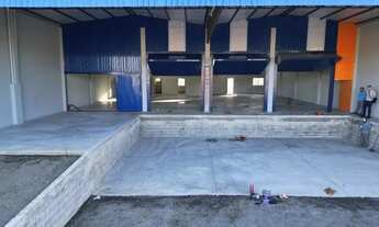 Imagem: Barracão para locação com docas