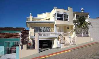 Imagem: CASA 334 PRIVATIVOS - 3 SUITES - 3 PAV