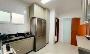 Imagem 7: Sobrado para venda com 287 metros quadrados com 4 quartos em Jardim Karaíba - Uberlândia