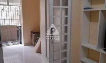 Imagem 2: Lapa - Mercado Mundial - Santa Teresa