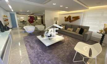 Imagem 2: Apartamento beira mar com 4 suítes Localizado na Pajuçara - confira