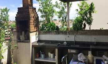 Imagem 2: Cobertura com 300 m² área útil, living amplo, mezanino, 3 quartos e 1 dependência de funci