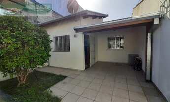 Imagem: Pindamonhangaba - Casa Padrão - Cidade