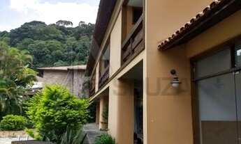 Imagem 6: Casa para Venda e Aluguel, em rua fechada, 1100 m², 5 quartos / suites, piscina